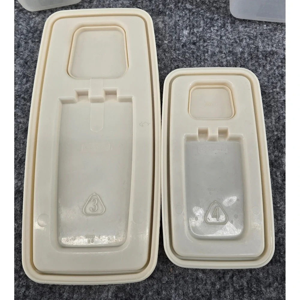 2 Rubbermaid Servin Savers Kitchen Containers Set Vintage Flip Top 13c 4c Almond